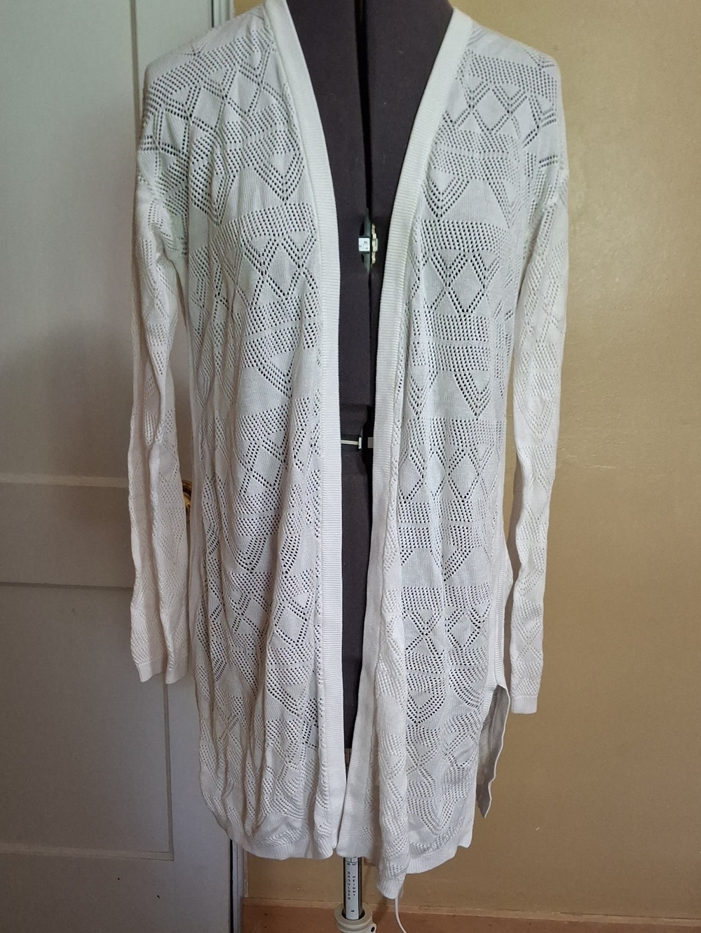 White Sweater Divided H&M